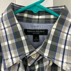 Banana Republic Soft Wash Men's Plaid Shirt - Blue and Gray